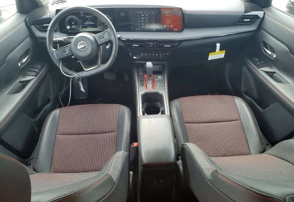 2026 Nissan Kicks SR vehicle photo 9