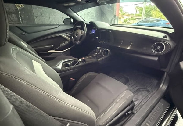 2020 Chevrolet Camaro LT photo 7