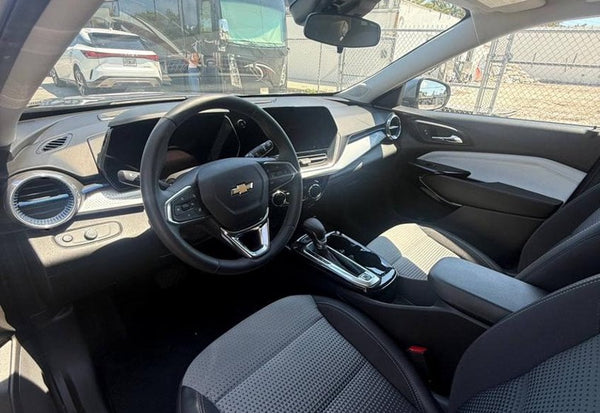 2024 Chevrolet Trax LT photo 10