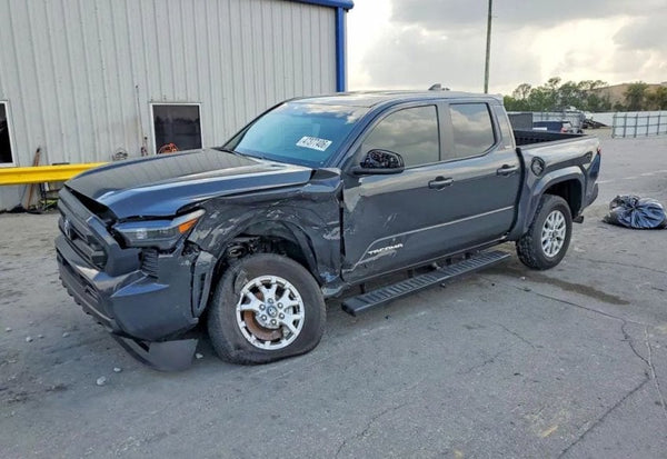 2025 Toyota Tacoma SR5 photo 2