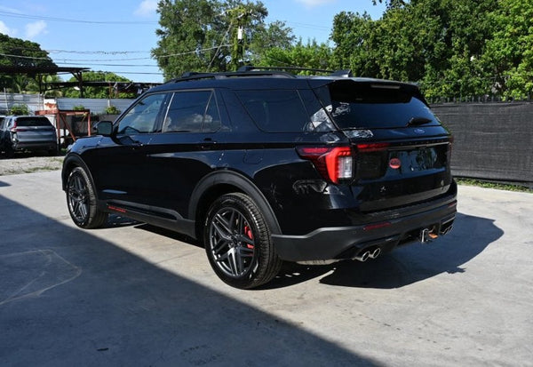 2026 Ford Explorer ST vehicle photo 3