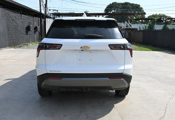2026 Chevrolet Equinox LT vehicle photo 8