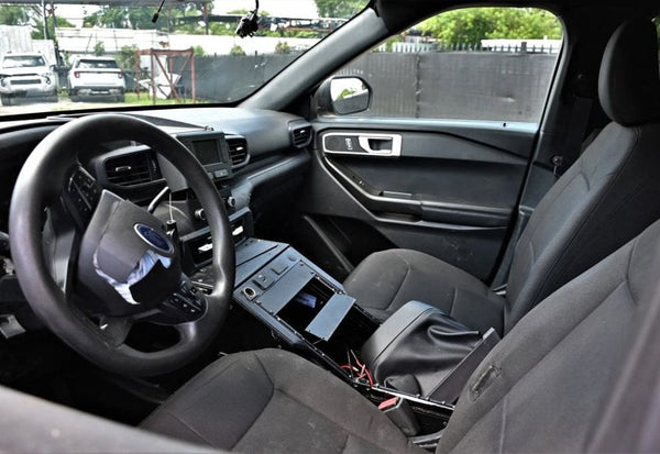 2022 Ford Explorer Hybrid Police Interceptor Utility vehicle photo 8