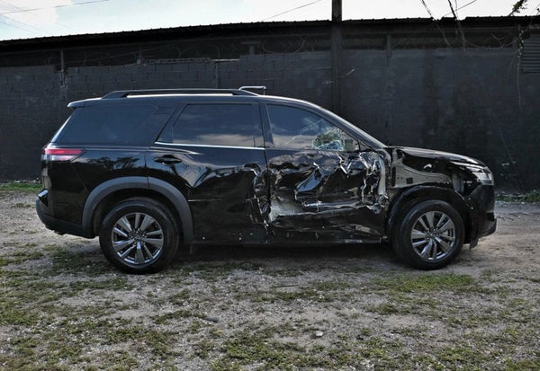 2022 Nissan Pathfinder SV photo 6