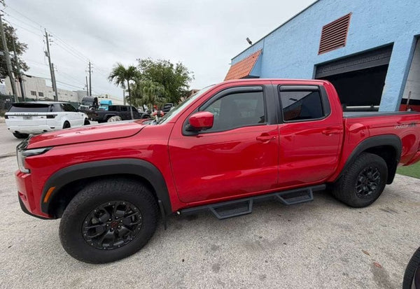 2022 Nissan Frontier PRO-4X photo 5