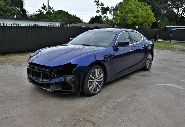 2016 Maserati Ghibli Base vehicle photo 2