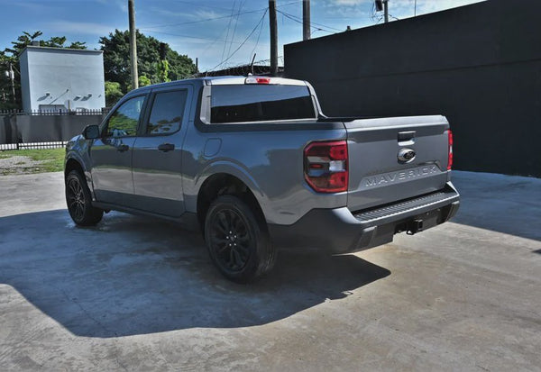 2023 Ford Maverick XL vehicle photo 4