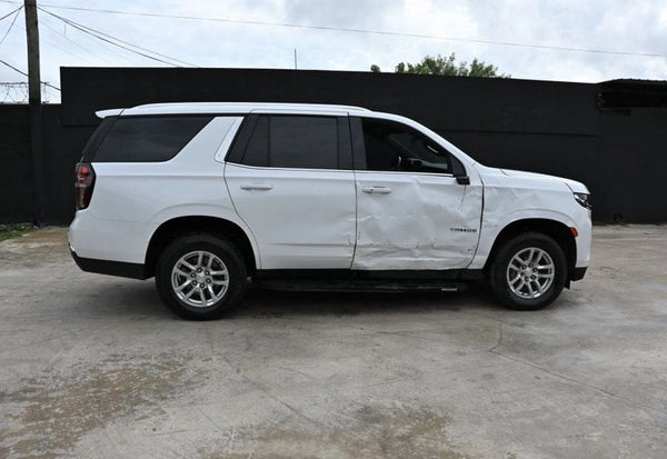 2023 Chevrolet Tahoe LS vehicle photo 6