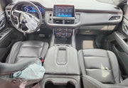 2023 Chevrolet Suburban LT thumbnail 8
