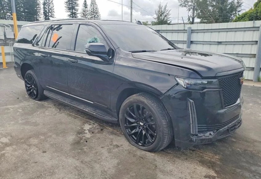 2021 Cadillac Escalade ESV Sport main vehicle photo