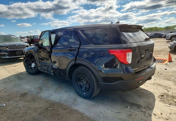 2022 Ford Explorer Hybrid Police Interceptor Utility photo 4
