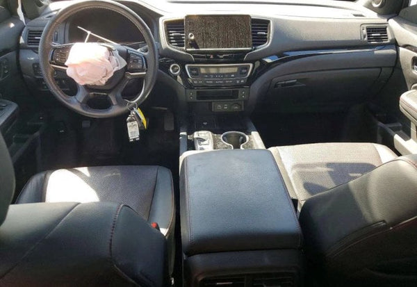 2025 Honda Ridgeline Black Edition vehicle photo 9