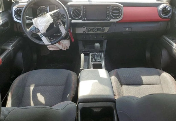 2020 Toyota Tacoma SR5 vehicle photo 9