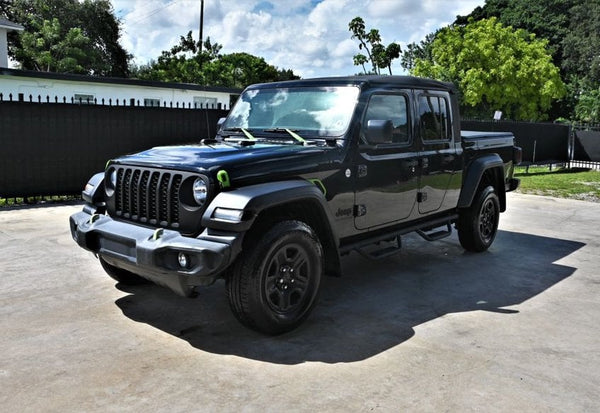 2021 Jeep Gladiator Sport Pickup 4D 5 ft vehicle photo 2
