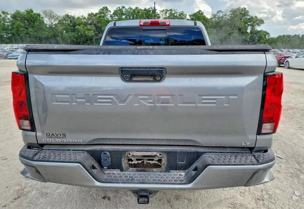 2023 Chevrolet Colorado LT photo 6