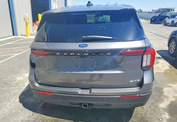 2026 Ford Explorer Active photo 6