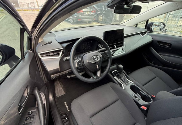 2023 Toyota Corolla LE photo 10