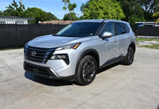 2025 Nissan Rogue SV thumbnail 2