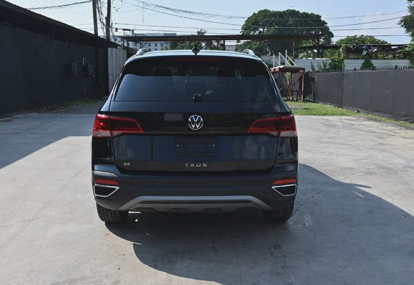 2024 Volkswagen Taos SE vehicle photo 3