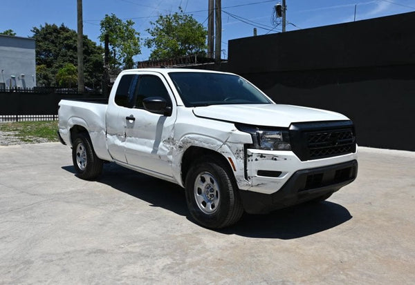 2024 Nissan Frontier S photo 2