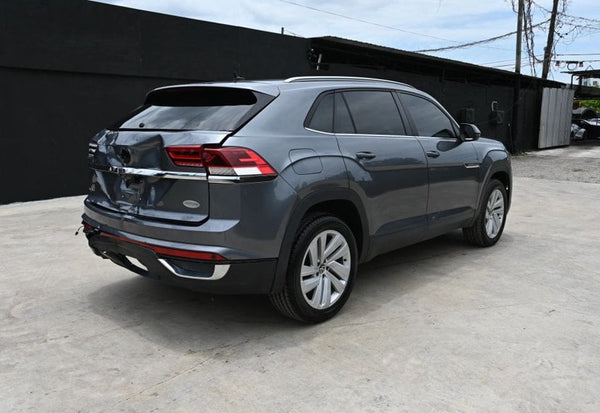 2022 Volkswagen Atlas Cross Sport V6 SE photo 3