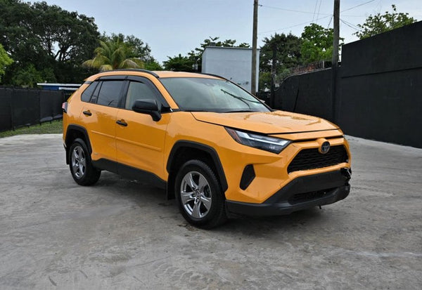 2023 Toyota RAV4 Hybrid LE