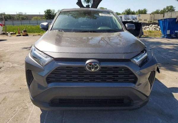 2024 Toyota RAV4 LE photo 5