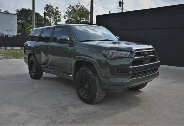 2022 Toyota 4Runner Limited photo 2