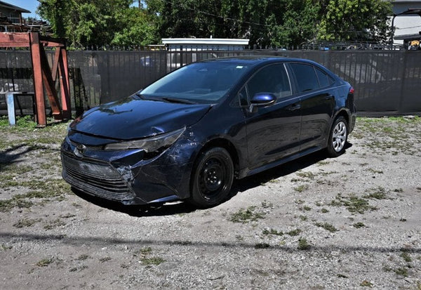 2024 Toyota Corolla LE photo 2