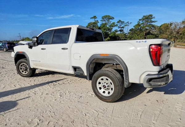2025 GMC Sierra 2500HD Pro photo 3