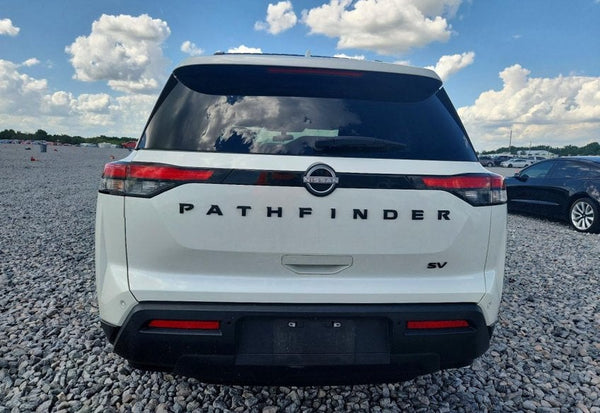 2023 Nissan Pathfinder SV vehicle photo 6