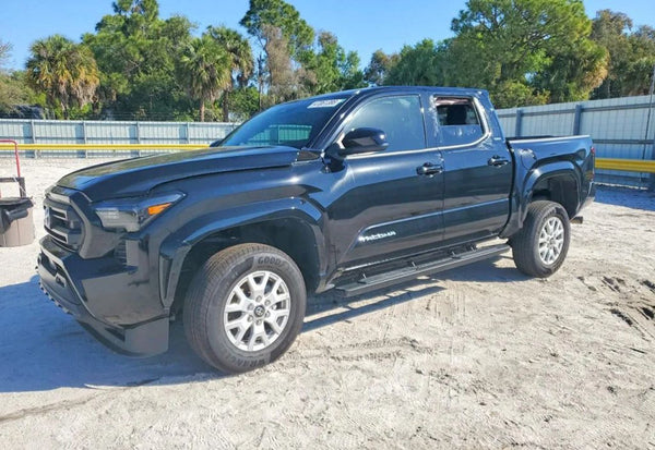 2025 Toyota Tacoma SR5 vehicle photo 12