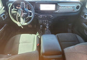 2024 Jeep Wrangler Sahara thumbnail 9