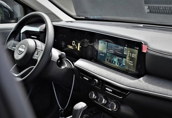 2025 Nissan Kicks SV photo 10
