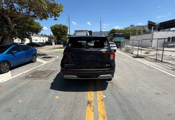 2025 Ford Explorer Platinum photo 8