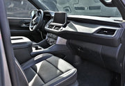 2024 GMC Yukon SLT thumbnail 13