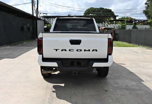 2024 Toyota Tacoma SR5 vehicle photo 7