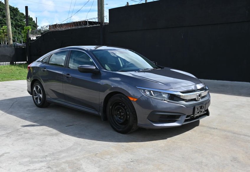 2019 Honda Civic LX main vehicle photo