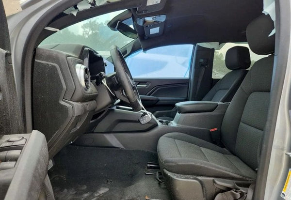 2023 Chevrolet Colorado LT photo 8