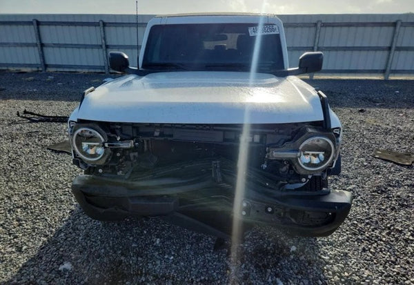 2025 Ford Bronco Base photo 5