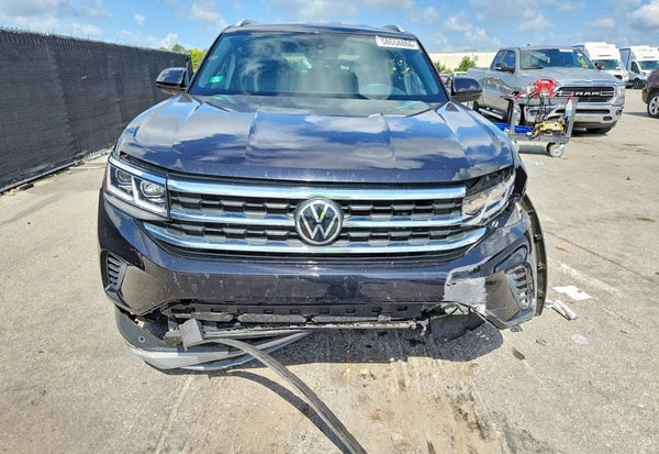 2021 Volkswagen Atlas Cross Sport SE vehicle photo 5