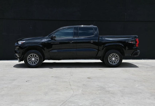 2024 Chevrolet Colorado LT photo 5