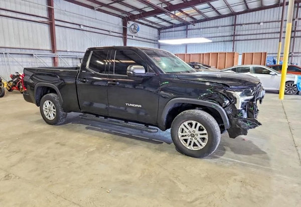 2024 Toyota Tundra SR5 photo 2