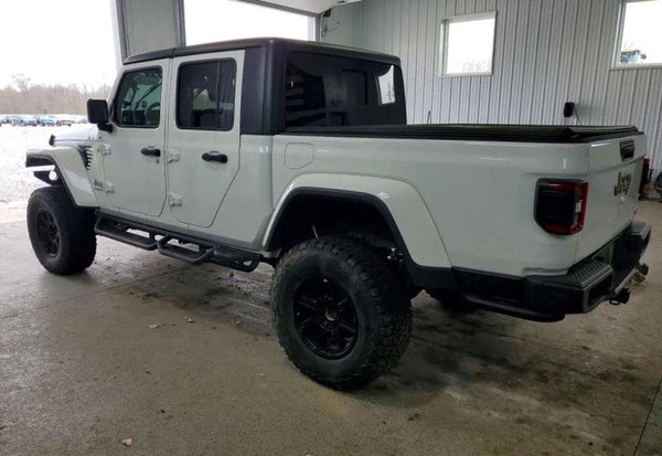2020 Jeep Gladiator Overland photo 3