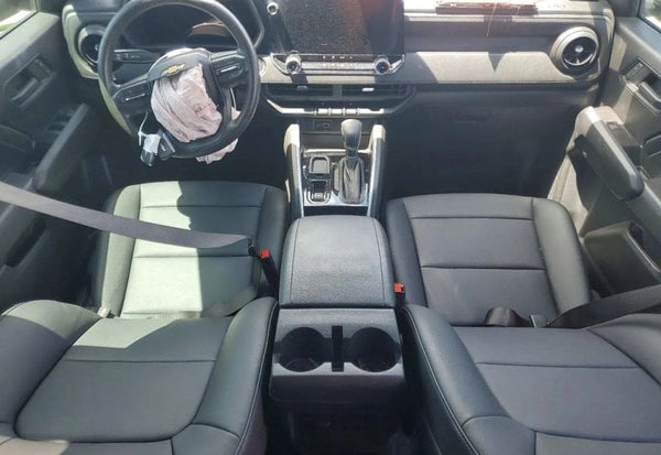 2025 Chevrolet Colorado Work Truck photo 9