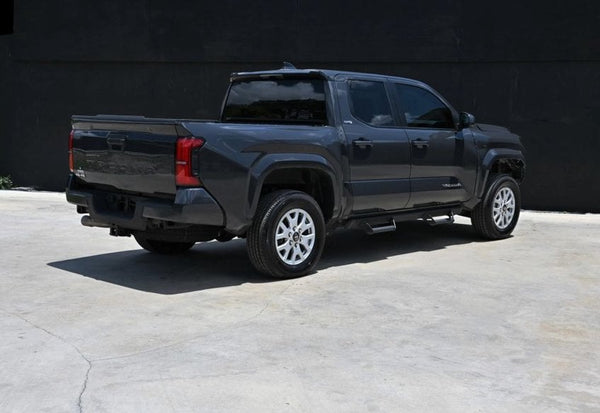 2025 Toyota Tacoma SR5 photo 3