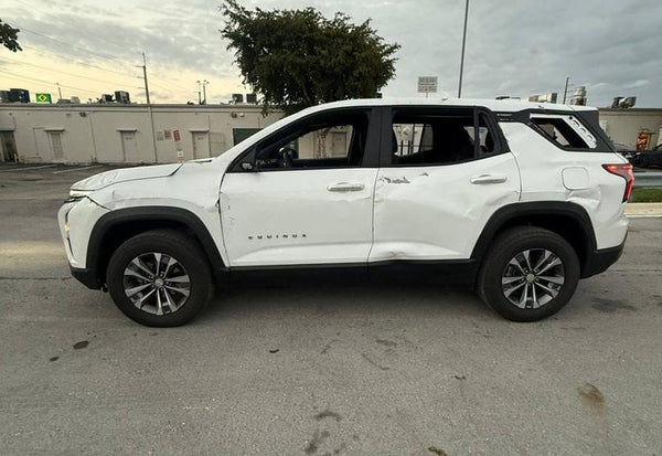 2025 Chevrolet Equinox LT photo 5