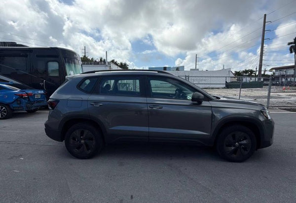 2025 Volkswagen Taos S photo 6