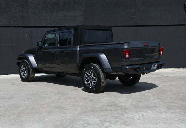 2024 Jeep Gladiator Sport S photo 3