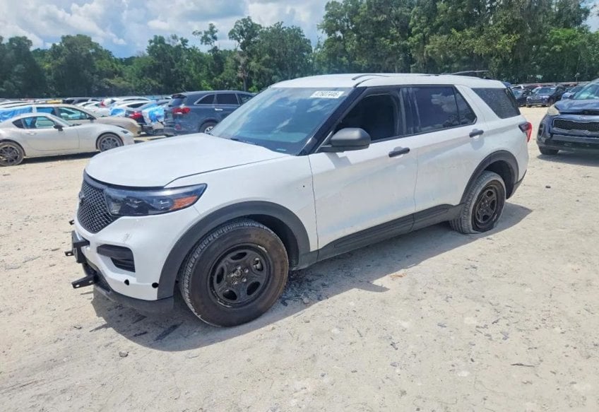 2025 Ford Explorer Police Interceptor Utility main vehicle photo
